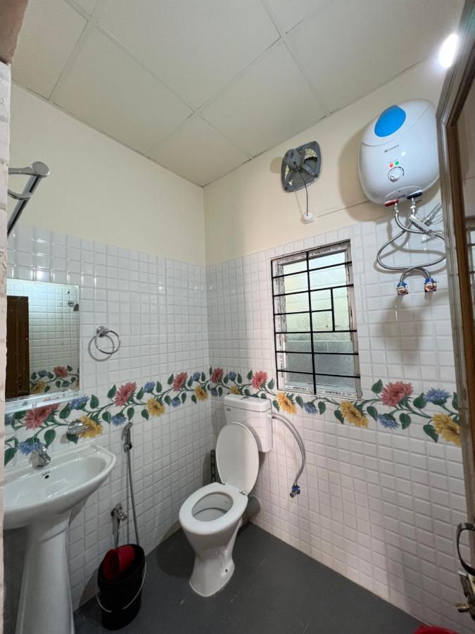 גווהטי Atithya Lodge מראה חיצוני תמונה