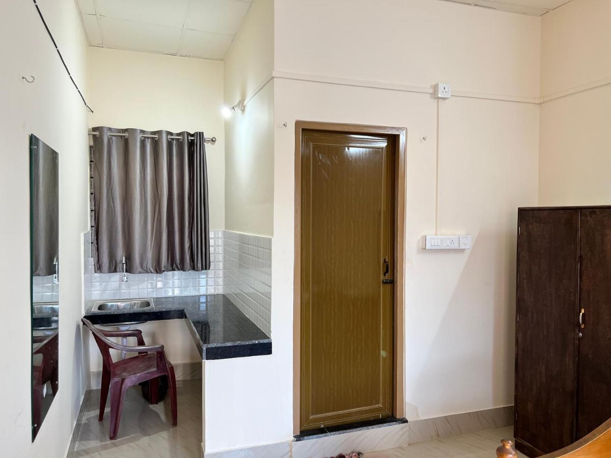 גווהטי Atithya Lodge מראה חיצוני תמונה