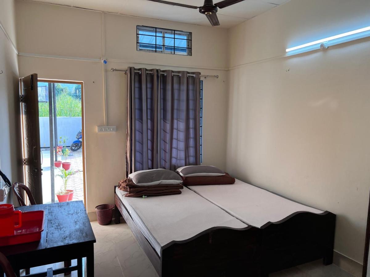 גווהטי Atithya Lodge מראה חיצוני תמונה