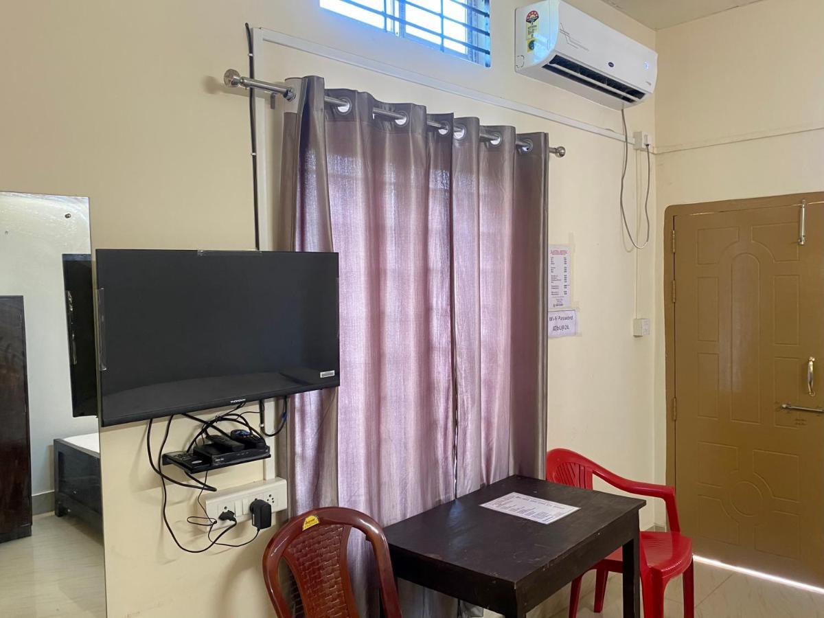 גווהטי Atithya Lodge מראה חיצוני תמונה