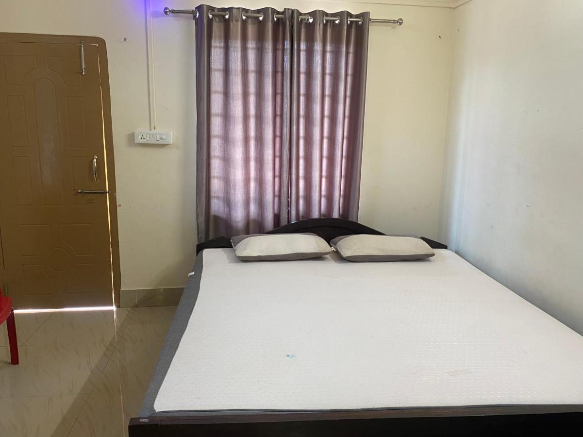 גווהטי Atithya Lodge מראה חיצוני תמונה